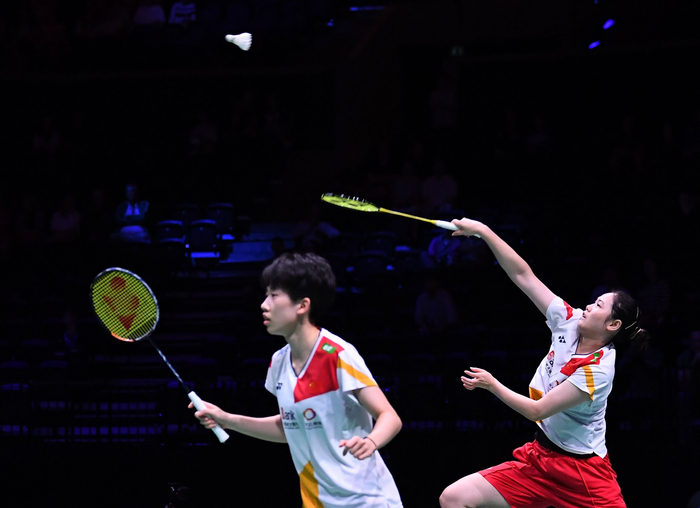 与此同时 与此同时